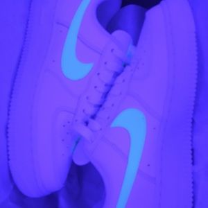 Meet your Posher, Genesis